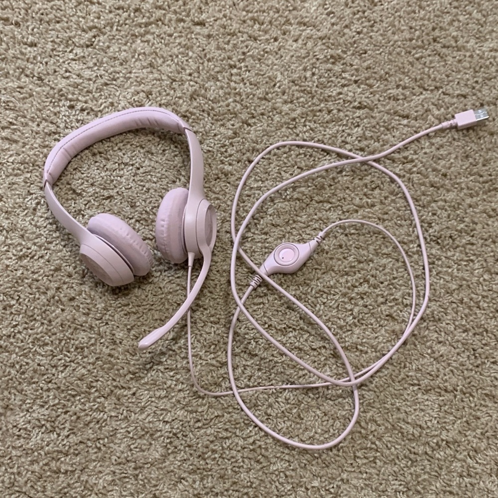 Logitech Pink Headset